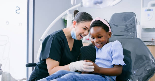 Best Dental Implants  in Glespie, IL